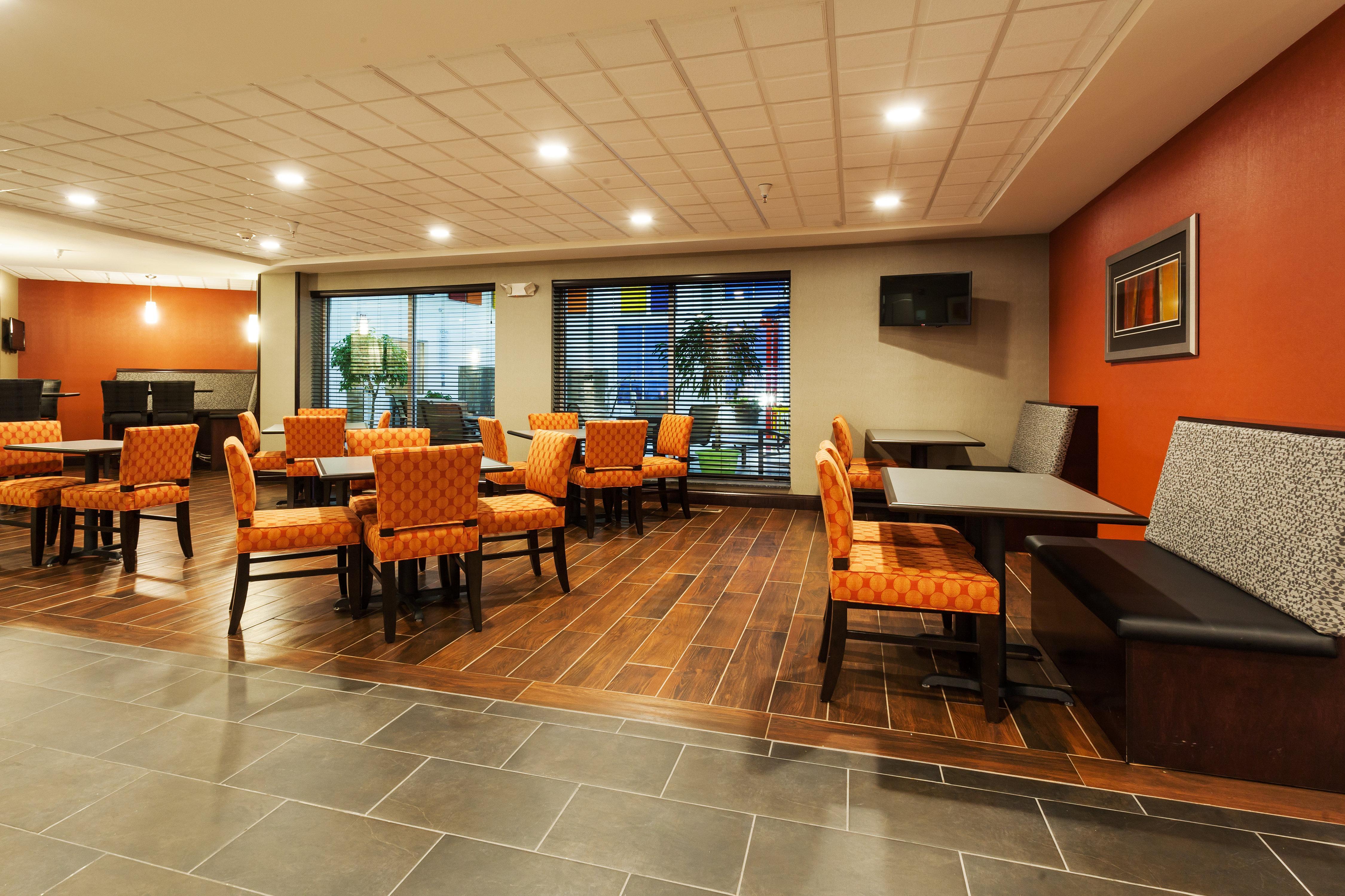 Holiday Inn Express & Suites Rapid City By Ihg Εξωτερικό φωτογραφία