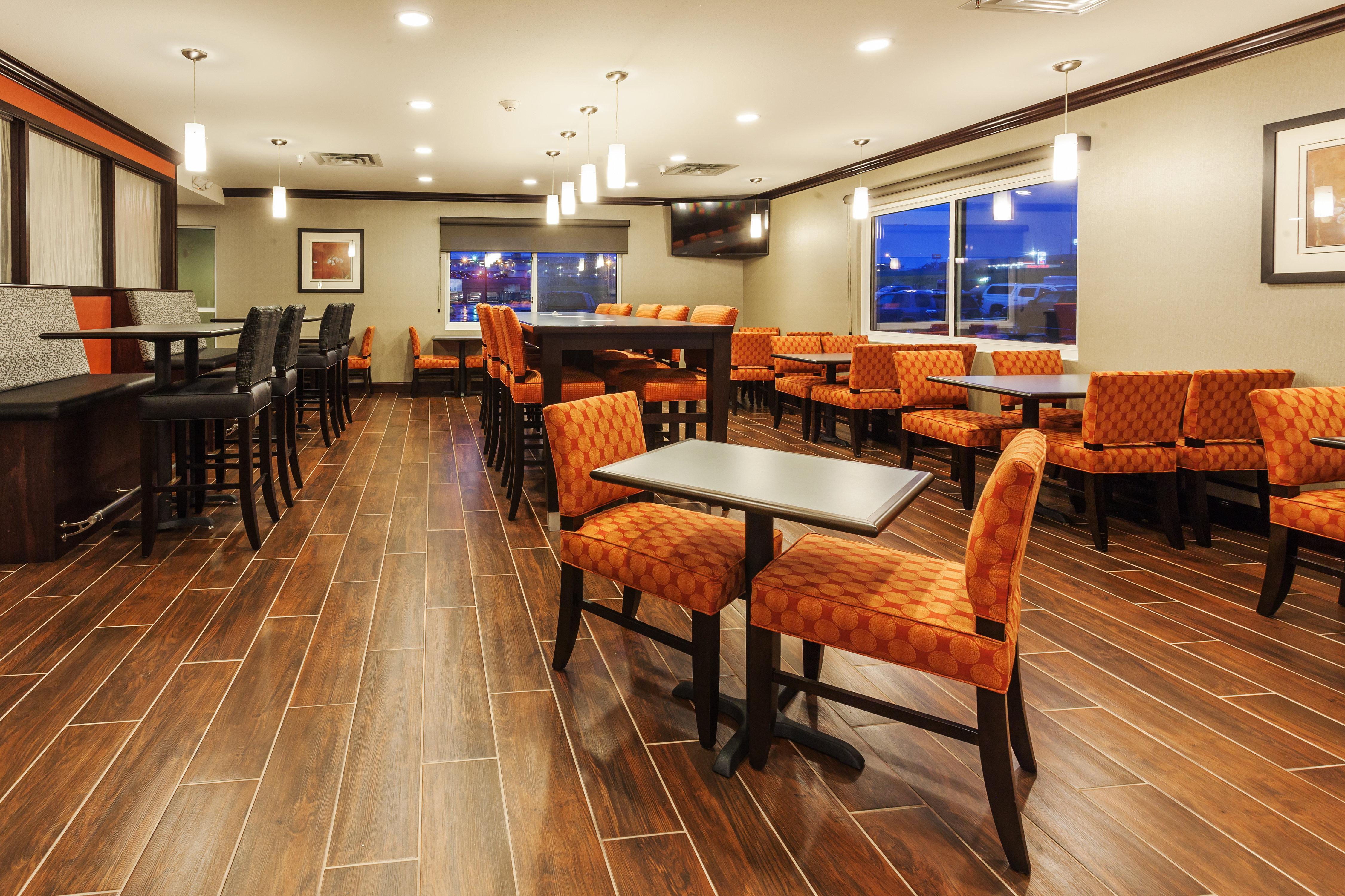 Holiday Inn Express & Suites Rapid City By Ihg Εξωτερικό φωτογραφία